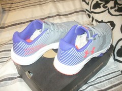 Under Armour Youth Uisex Primed 2 Athletic Fitness,Grey/Pink, 5.5Y „LOOK“ NWB.