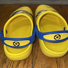Crocs Classic Clog Despicable Me Minions Fun Lab AM Minions Big Kids Size C12