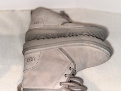 Pre- Owned UGG Neumel II Kids Size 3 Grey