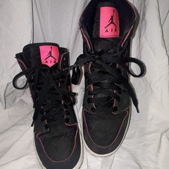 Nike Air Jordan 1 Youth Size 6 Retro High Top GG Black/Pink White