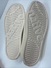 NWT Native Jefferson Bloom in Bone/Beige/Shell Speckles Size J5