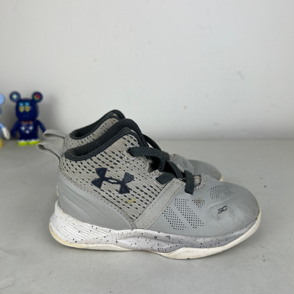Under Armour Steph Curry High Top Gray Sneakers Toddler Size: 6