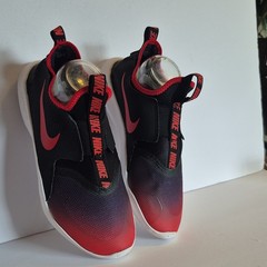 Nike Flex Runner Unisex Kids Athletic Sneaker US 6Y Black/Red Gradient Slip On