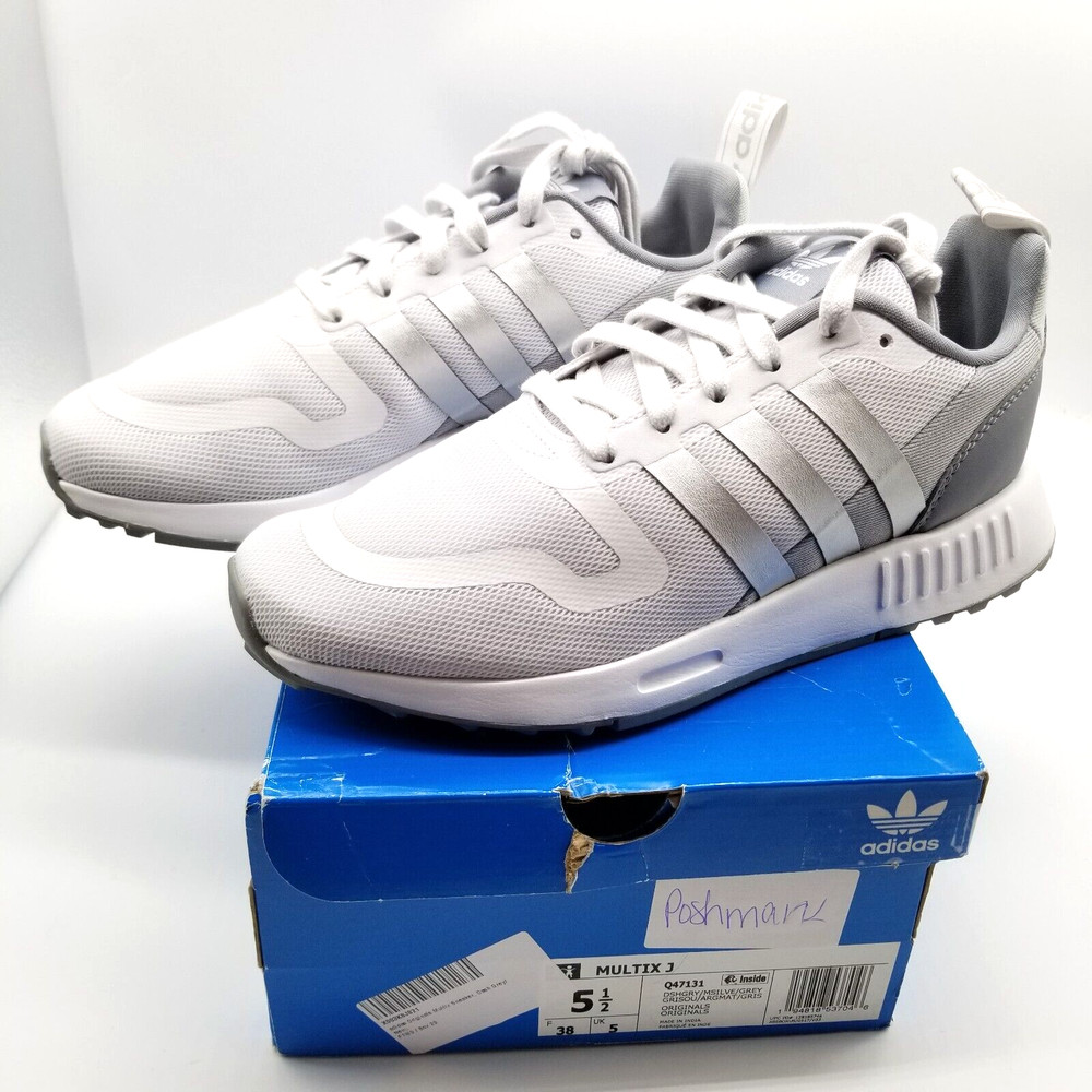adidas Big Kids Multix Running Shoes Size 5.5 Gray Silver Sneakers Q47131