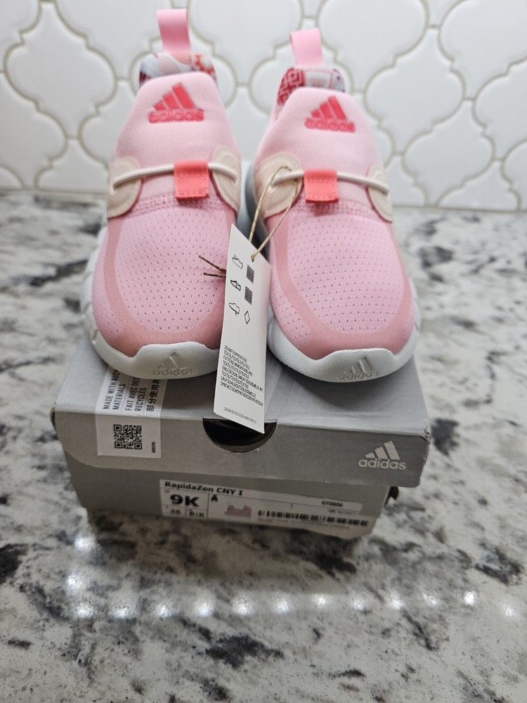 Size 9K (US) – adidas RapidaZen Laceless Low Muti-Color – New But Box Damaged