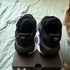Under Armour Assert Kids Black Mesh Hook & Loop Sneakers US 13
