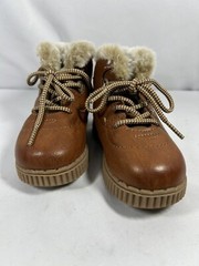 Oshkosh B’gosh Toddler Kids Size 8M Brown Faux Fur Trim Boots Shoes