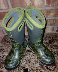 BOGS Boots Youth 2 Classic Axel Green Pull On Waterproof Fall Winter Shoes