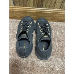 Converse Chuck Taylor All Star Big Eyelets Juniors Leather Ox Black 2.5 Sneakers