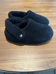 Crocs Unisex Fuzzy Black J3