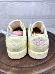 Jordan 1 Retro Low OG SP Travis Scott ‚Shy Pink‘ (PS) – Size 2Y Ready to Ship