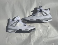 Jordan 4 Retro Midnight Navy GS Size 7Y – Good Condition – Authentic