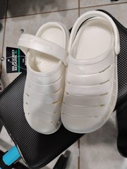 Rugged Shark Clog Sandals White Swivel Strap EVA adult Size 11 Waterproof NWT