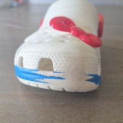 Crocs Hello Kitty White Clog Mules for Kids Size C11
