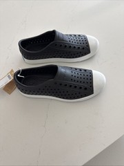 Native kids Jefferson Jiffy Black/ Shell White Shoes Sz M3 W5 New