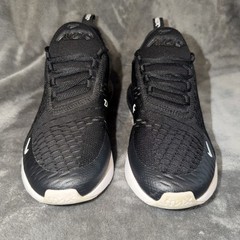 Nike Air Max 270 Black/White Unisex Kids Sneaker 7Y Youth # 943345-001 EUC