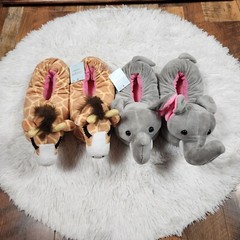 Cat & Jack Elephant and Giraffe Slippers