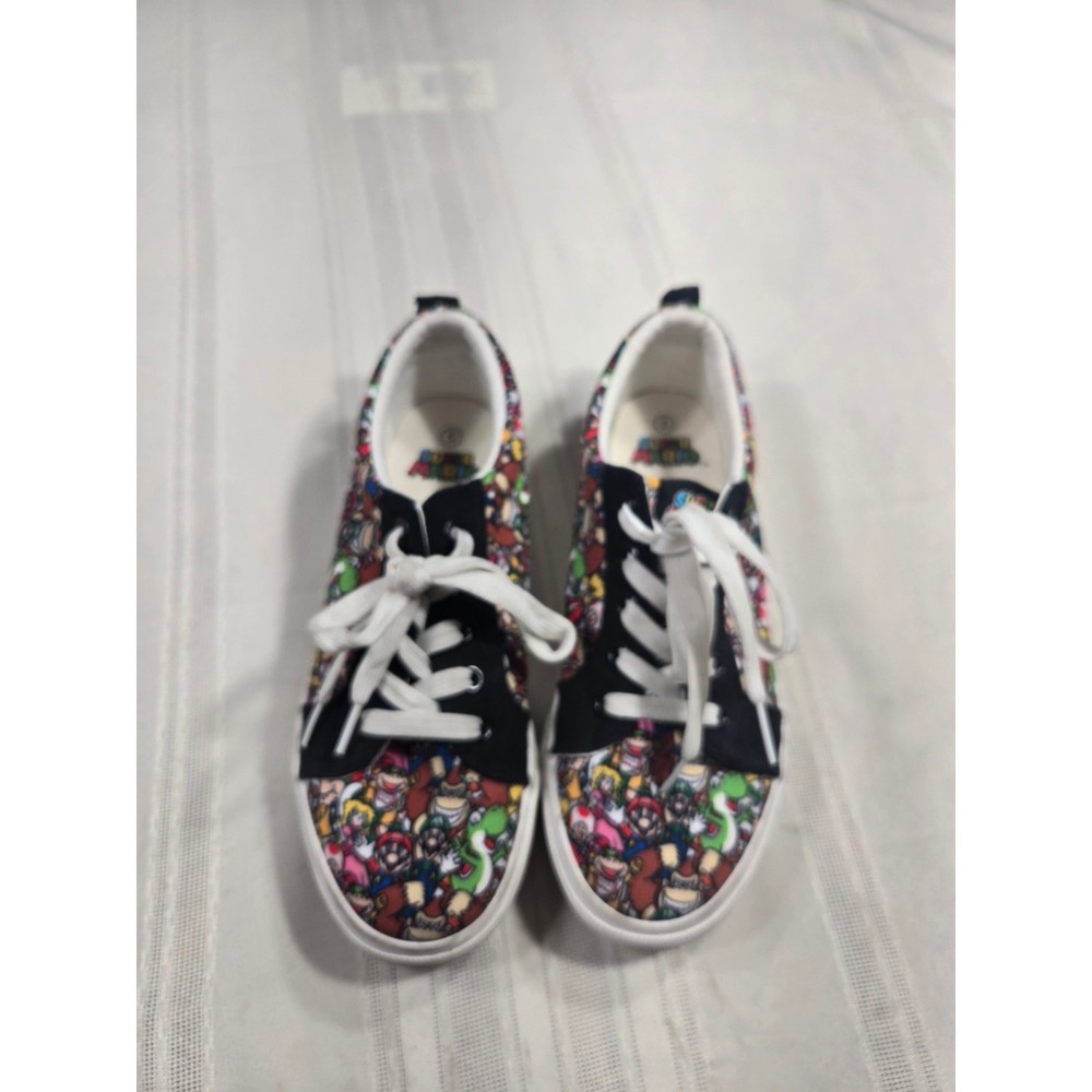 Ground Up Super Mario Bros Nintendo Character Print Sneakers Kids Size 5 Multi