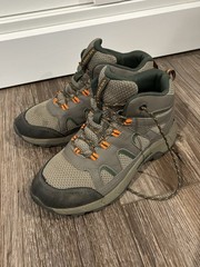 Merrell Oakcreek Mid Waterproof hiking boots Size Youth 6