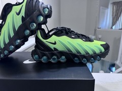 Nike Air Max Dn8 Green Strike Volt HV5258-001 Youth Shoes Size 4Y Woman’s 5.5