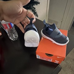 Nike Flex Runner 4 Unisex Kids Athletic Slip-On Sneakers Blue/White 7C
