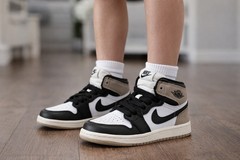 Nike Air Jordan 1 Black White Beige High Top Kids Sneakers Size 1Y