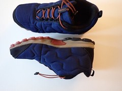 Kids Columbia Size 5 Mid Height Hiking Shoe Blue Waterproof Adjustable Slip On