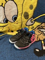 Nike Kyrie 5 Just Do It Youth Athletic Shoes Size 11C (AQ2458-003) Black Pink