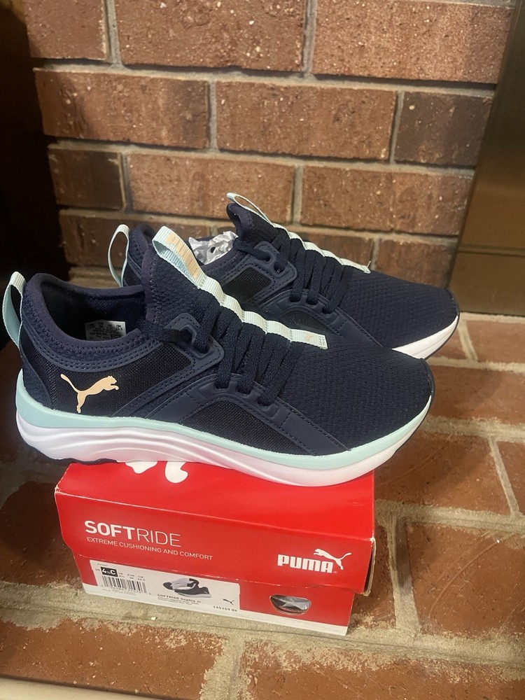 PUMA Softride Sophia Jr Blue White Sz 4.5c