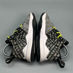 Nike LeBron 17 Athletic Running Sneakers Kids 12 Black White Lace Up Mid Shoes