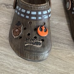 Crocs Star Wars Chewbacca Copilot Clogs Kids J1 Youth Brown Limited Edition