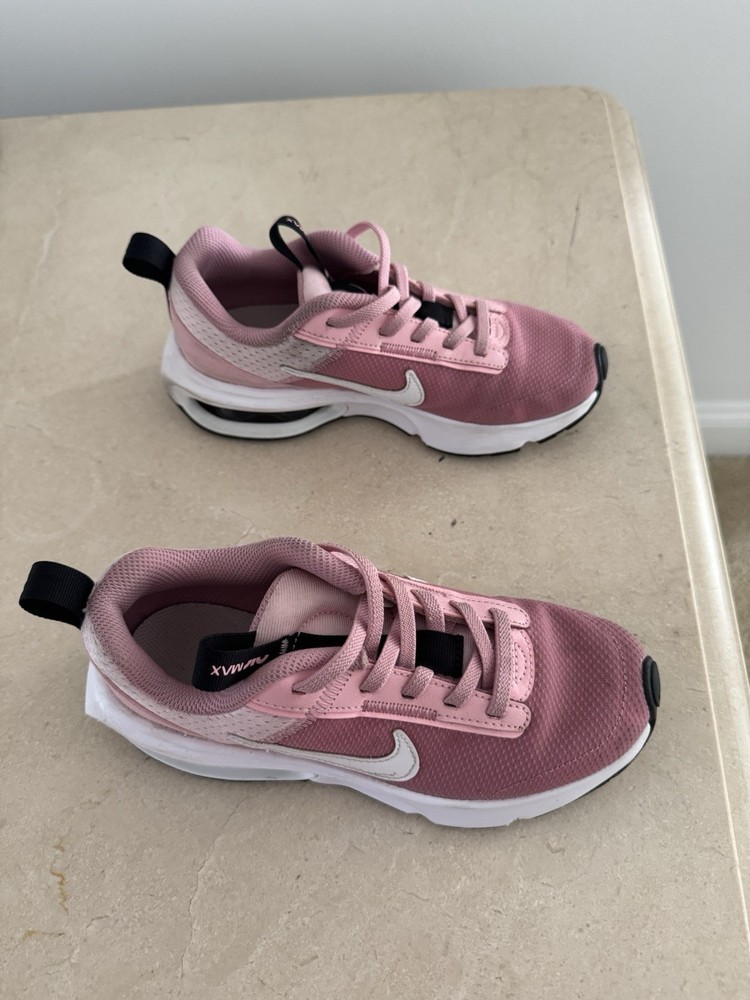 Nike Air Max Pink/White/Black Lace-Up Low Top Athletic Sneakers Teens