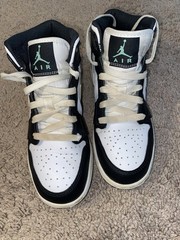 Nike Air Jordan 1 Mid GS Black White Mint Green Youth Size 3.5Y DQ8423-103