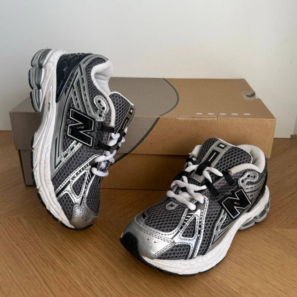 New Balance 1906 R Silver/Metallic Black Kids Sneakers PC1906CG- SZ 12.5 C