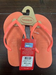 Havaianas Children’s Slim Flip Flops Coral New With Tags No Box