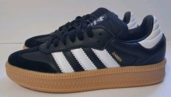 Authentic Adidas Samba XLG J Unisex Youth Shoes Size 5 Box Has Cosmetic Damage