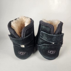 UGG Toddler Classic Mini Bootie Size 2/3 EU 18 Black Suede Sheepskin Lined Shoe