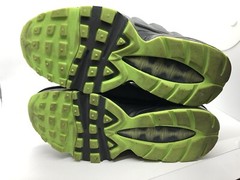 Vintage Nike Air Max 95 – Black Grey Ivory Neon Green – US 4Y Kids Unisex