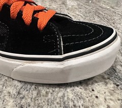 VANS Sk8-Hi Youth Boys 3.5/Girls 5 Black Herringbone Sneakers
