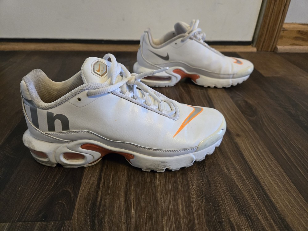Nike Air Max Plus TN SE White/Silver GS Size 5.5Y