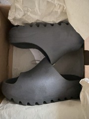 Adidas Yeezy slides size 1Y