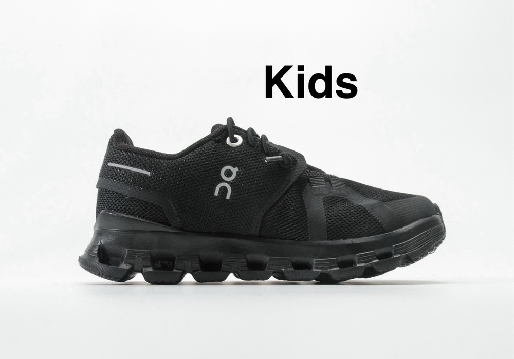 On Cloud 6 Stylish athletic For Kids 🧒Running casual Shoes 👞 SIZE 12C