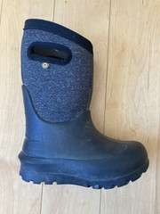 BOGS classic High Handle Waterproof Insulated Youth Boots Black Sz 10