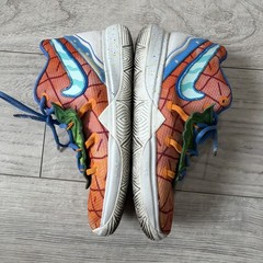 Nike Kyrie 5 SpongeBob SquarePants Pineapple Under The Sea; Youth Size 12C