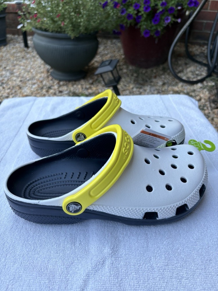 Crocs Big Kids Size J6