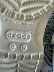 CROCS Classic Clogs White Paint Splatter Slip On Shoes Kids Youth Size C11