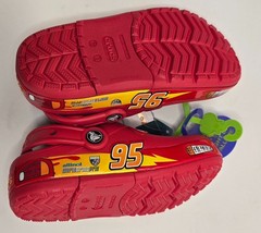 Crocs (w/Lights) Lightning McQueen Kid’s – Size C13 – Red *NEW*