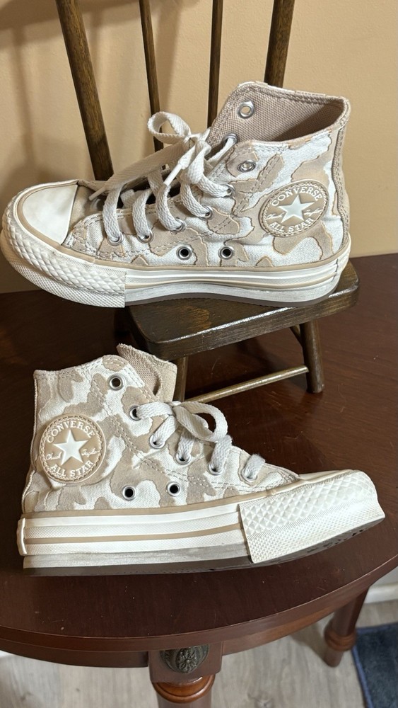 Converse Kids High Top Sneakers in Beige Camo