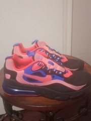 Nike Air Max 270 React GS Size 7Y Youth Black Crimson Blue Sneakers CT1579-001