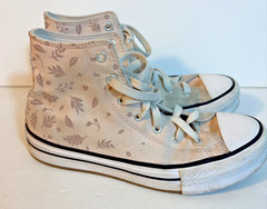 Converse Chuck Taylor All Star High Top Kids Teens Sz 5 Pink Leaf Print Sneakers